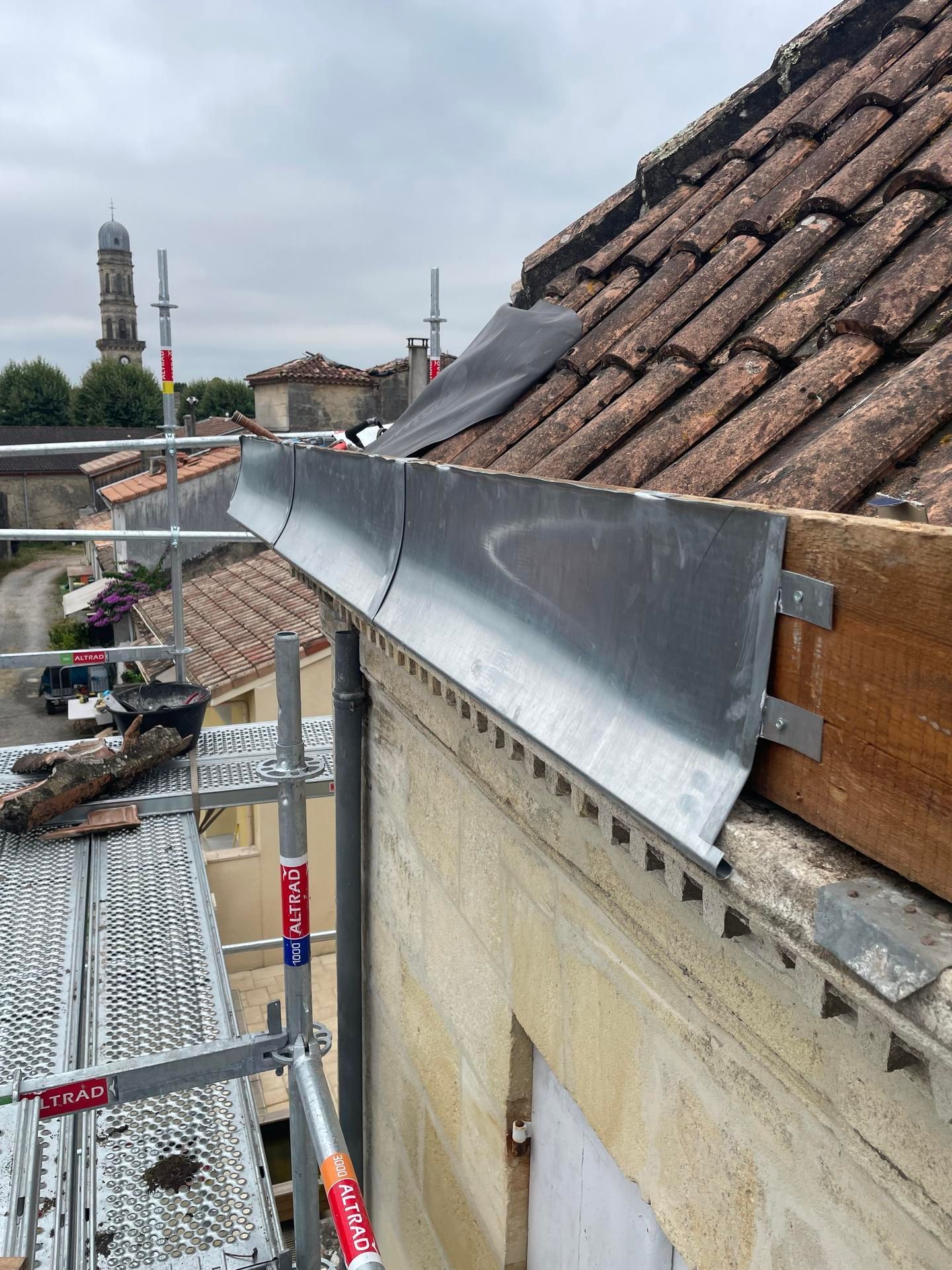 Habillage en bandeaux de rive