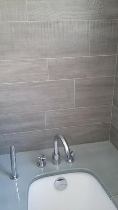 Pose de carrelage cuisine, salle de bain, wc à Ste Maxime