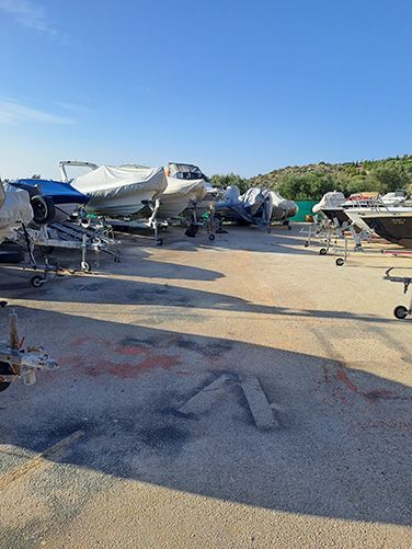 PARKING ΣΚΑΦΩΝ ΠΗΝΕΛΟΠΗ | 
Πάρκινγκ Σκαφών - Πάρκινγκ Αυτοκινήτων Μακράς Διάρκειας - Έκδοση Πινακίδων Trailer Παντός Τύπου