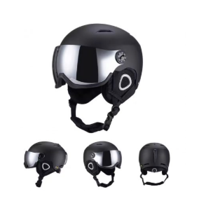Casco de motocicleta negro con visera plateada, correa de barbilla y protección para los oídos, múltiples vistas.
