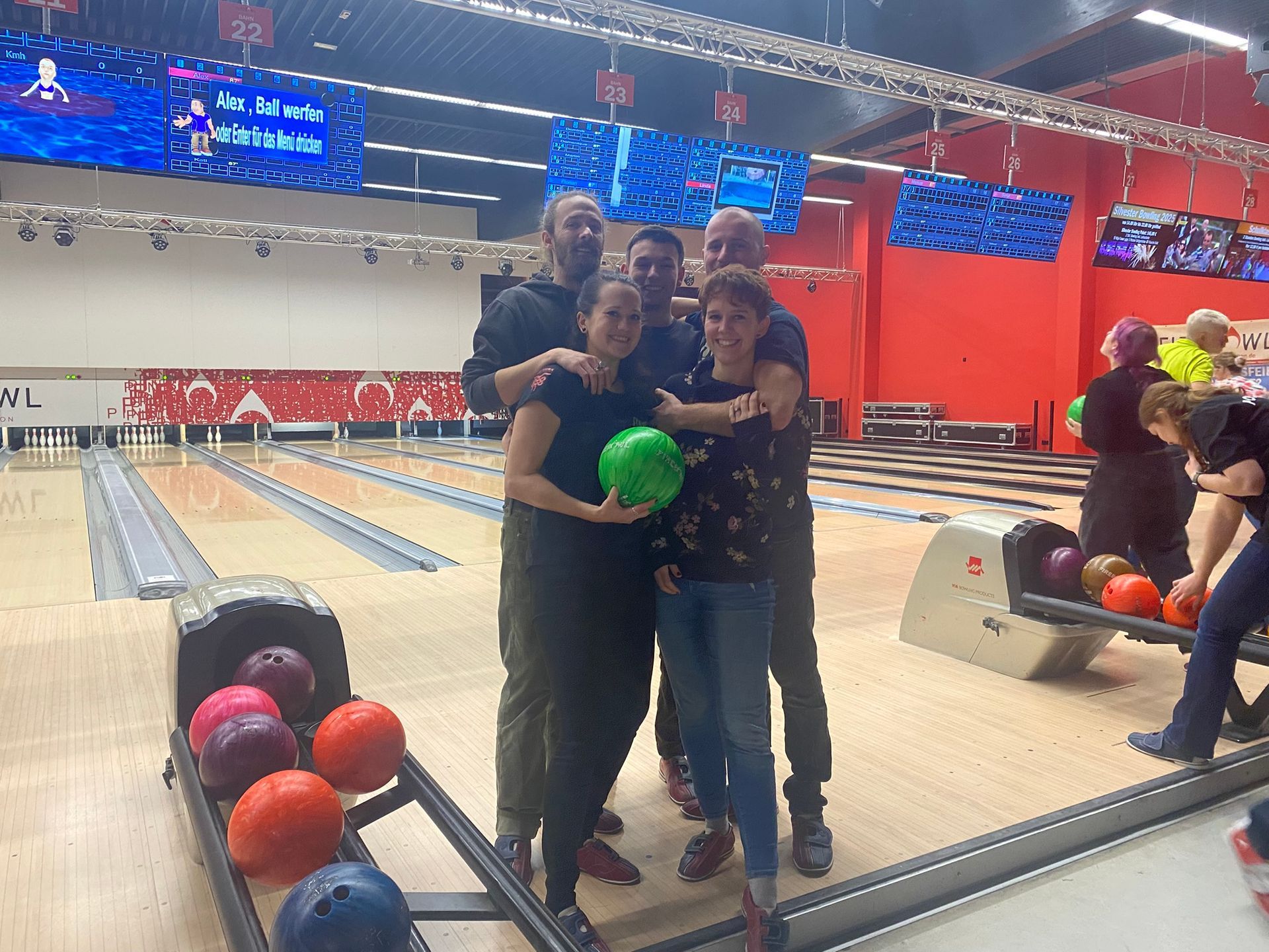 Teamfoto beim Bowling Turnier 2025