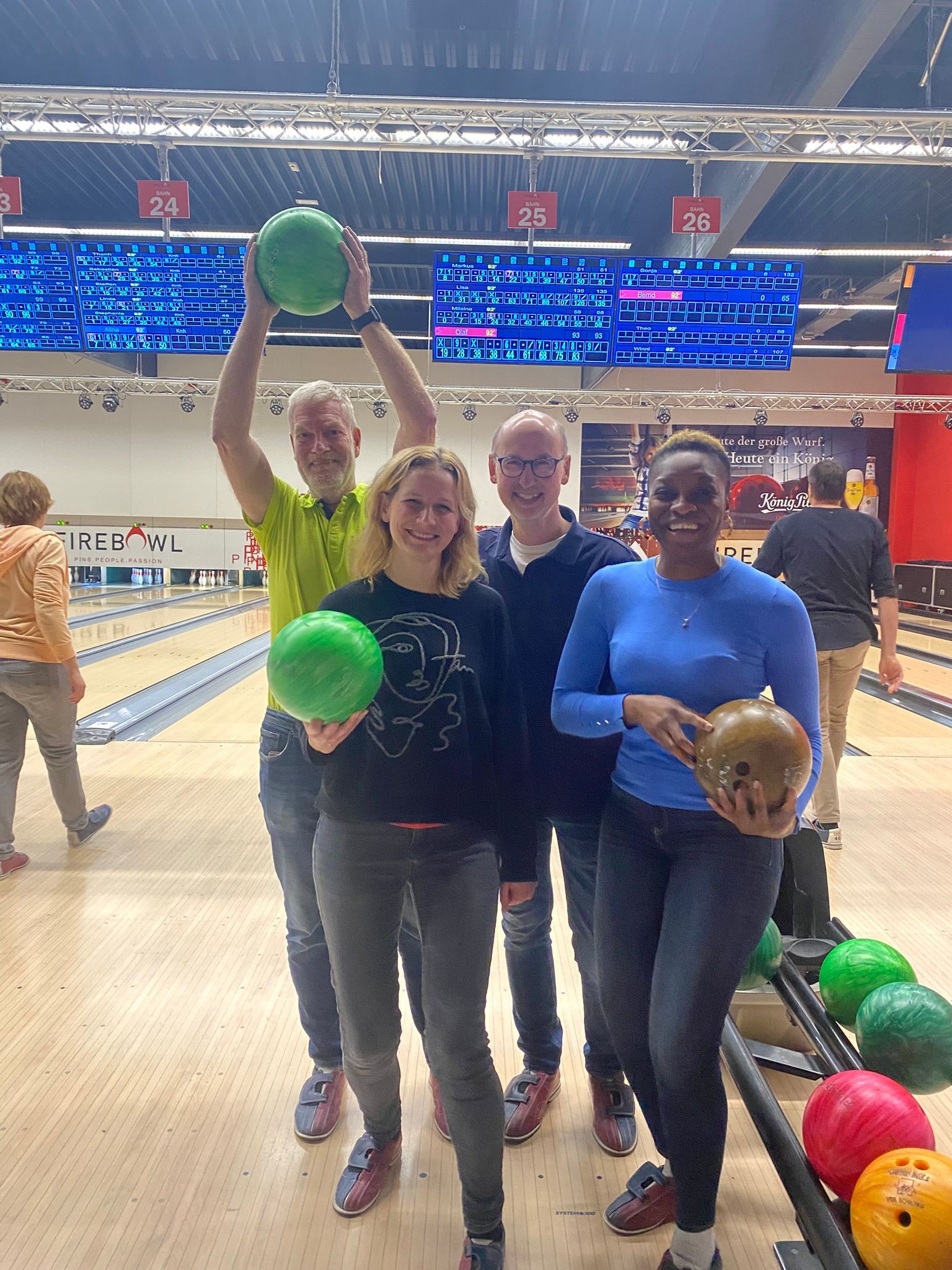 Teamfoto beim Bowling Turnier 2025