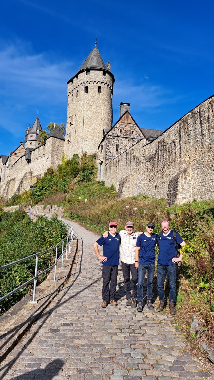 Tischtennis-Abteilung wandert von Iserlohn nach Altena