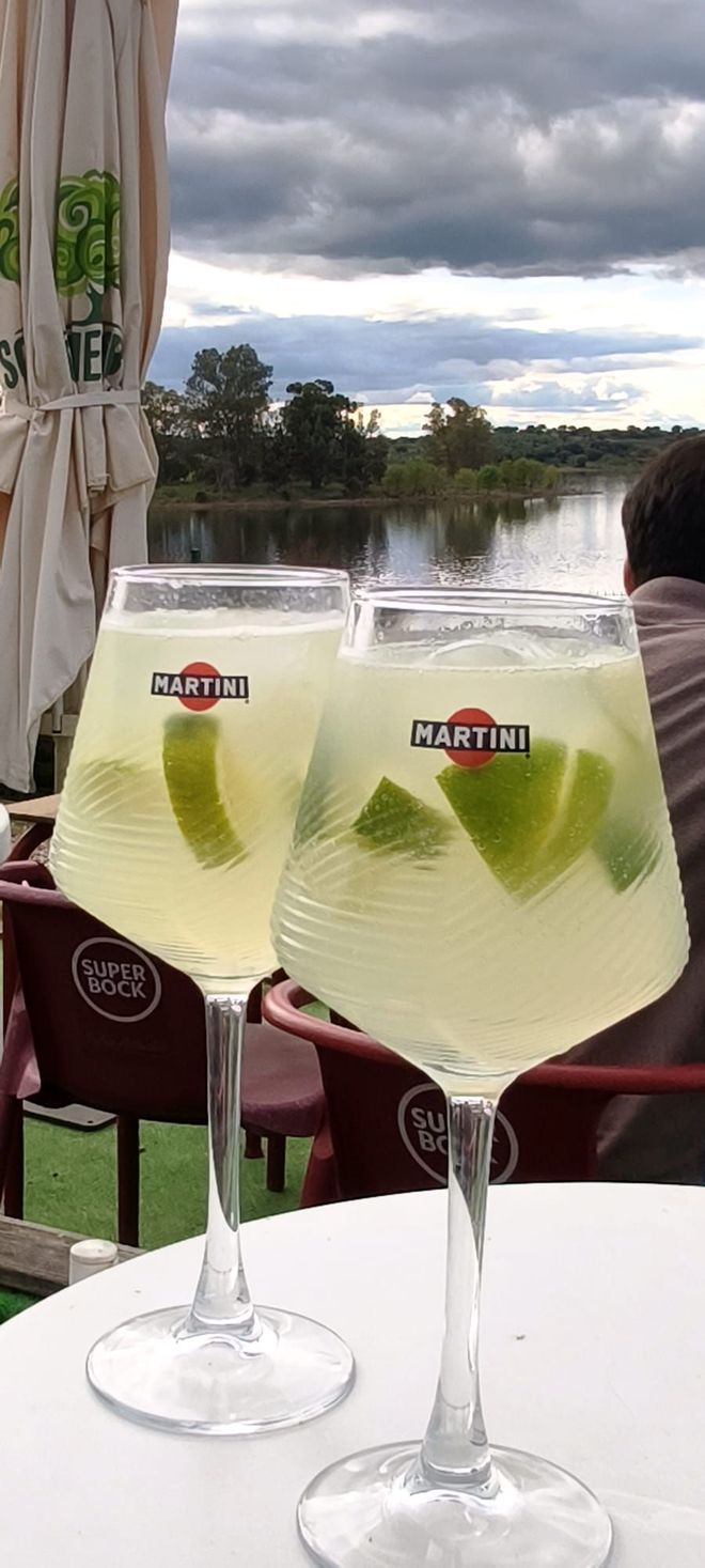 Bar & Cocktails