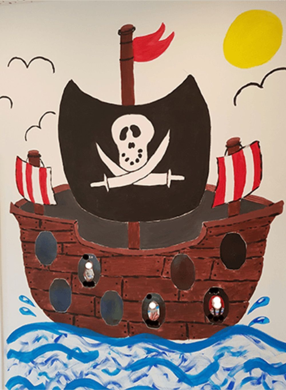 Wandbemalung Piratenschiff Ganztagesbetreuung Kleinkinder