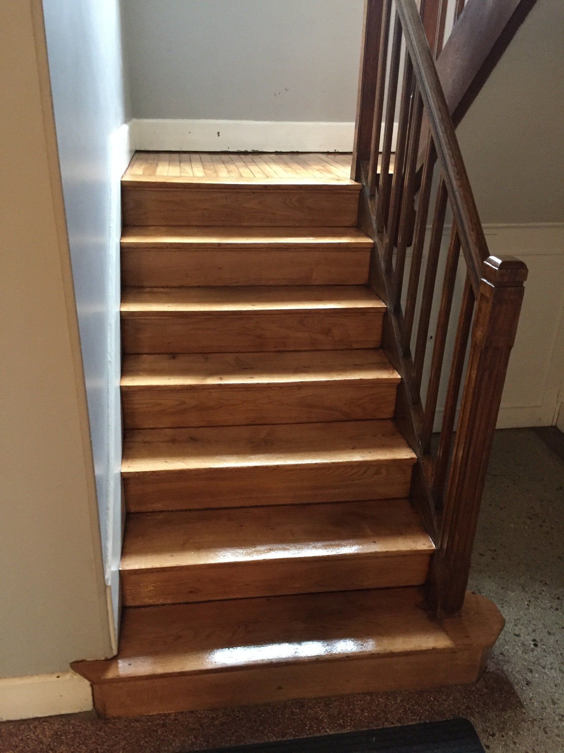 Après ponçage escalier