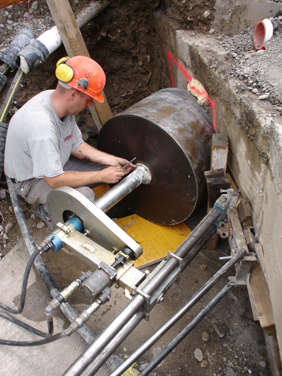 Betonbohren1 - DIAMONT Betonabbautechnik AG