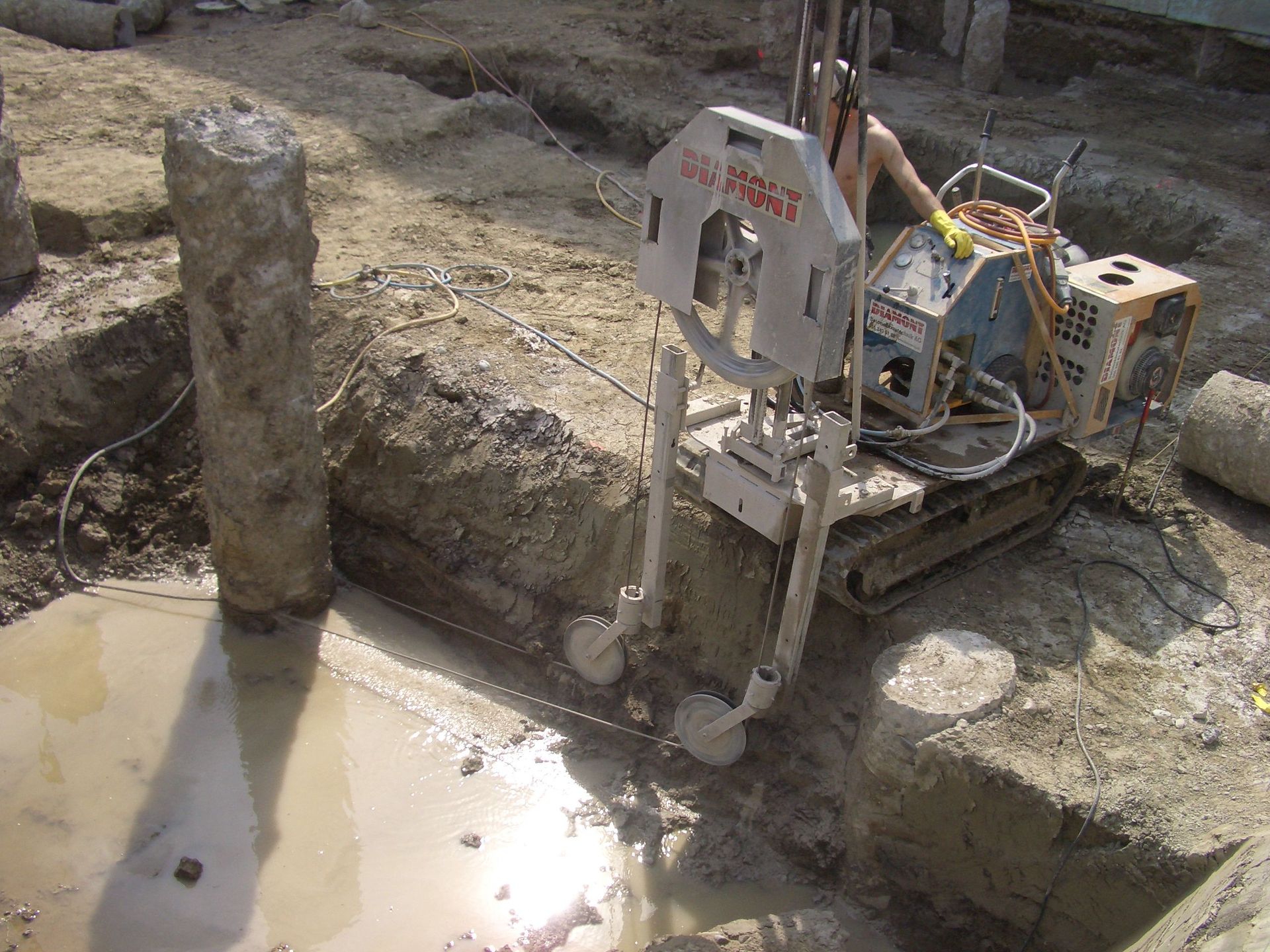 Betonbohren1 - DIAMONT Betonabbautechnik AG