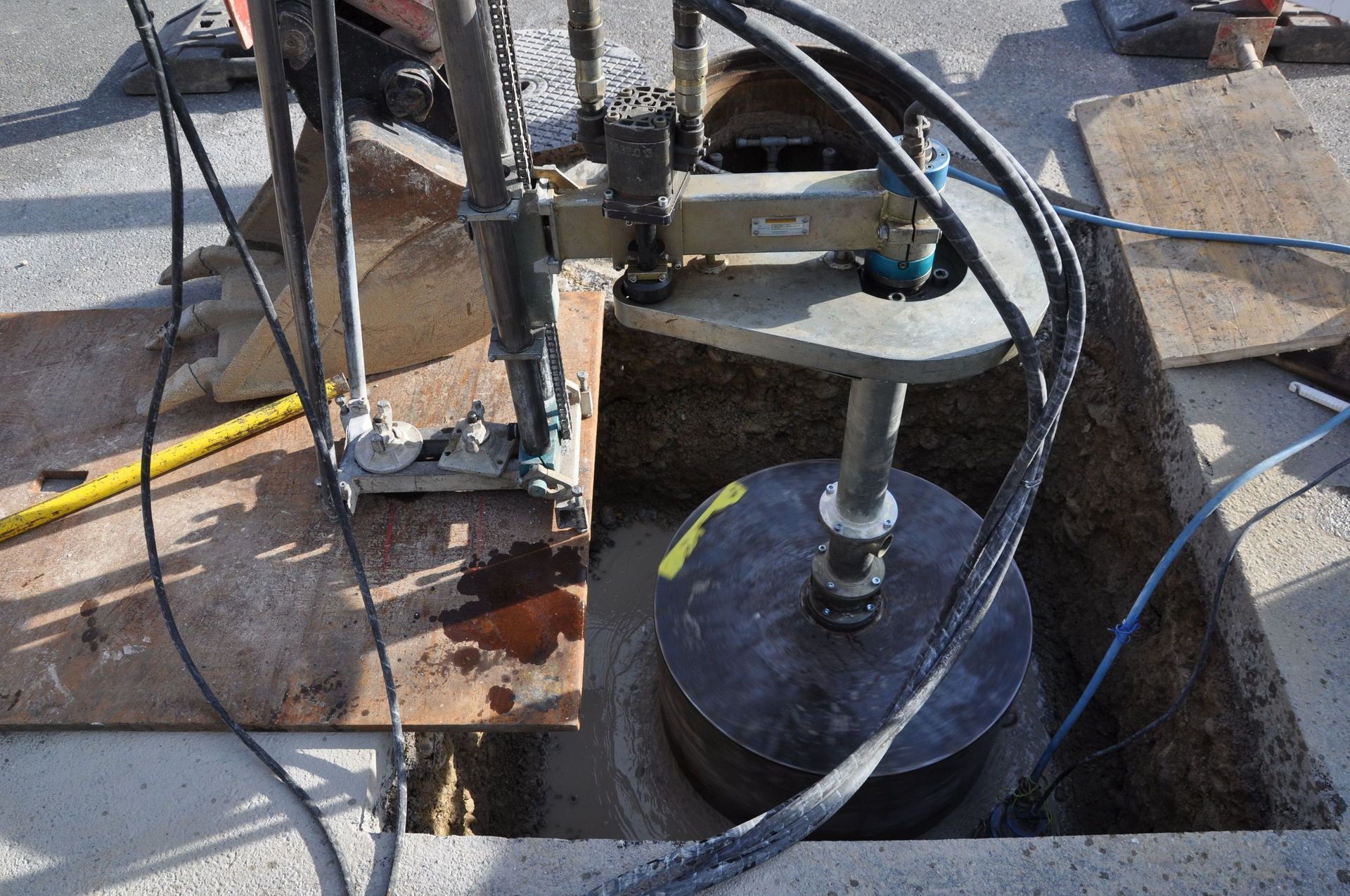 Betonbohren1 - DIAMONT Betonabbautechnik AG