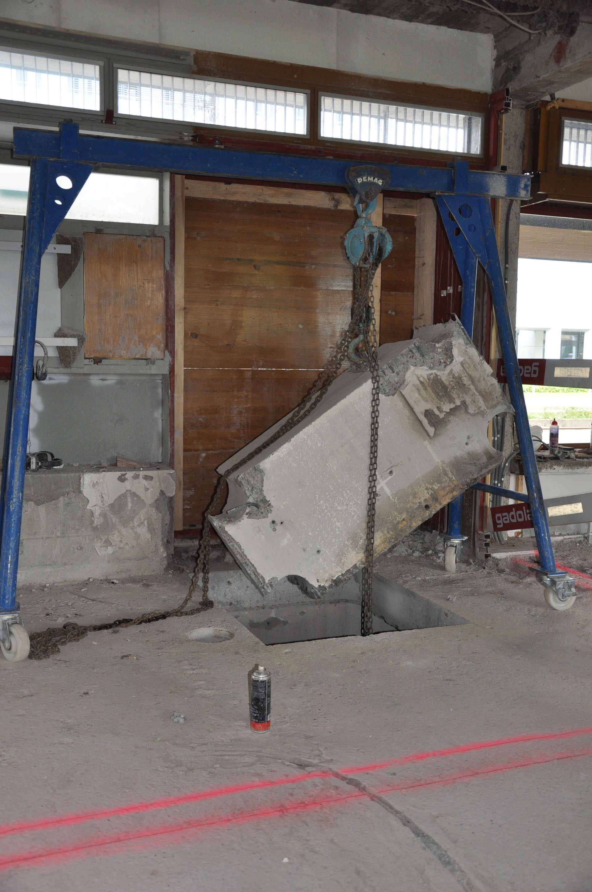 Betonbohren1 - DIAMONT Betonabbautechnik AG