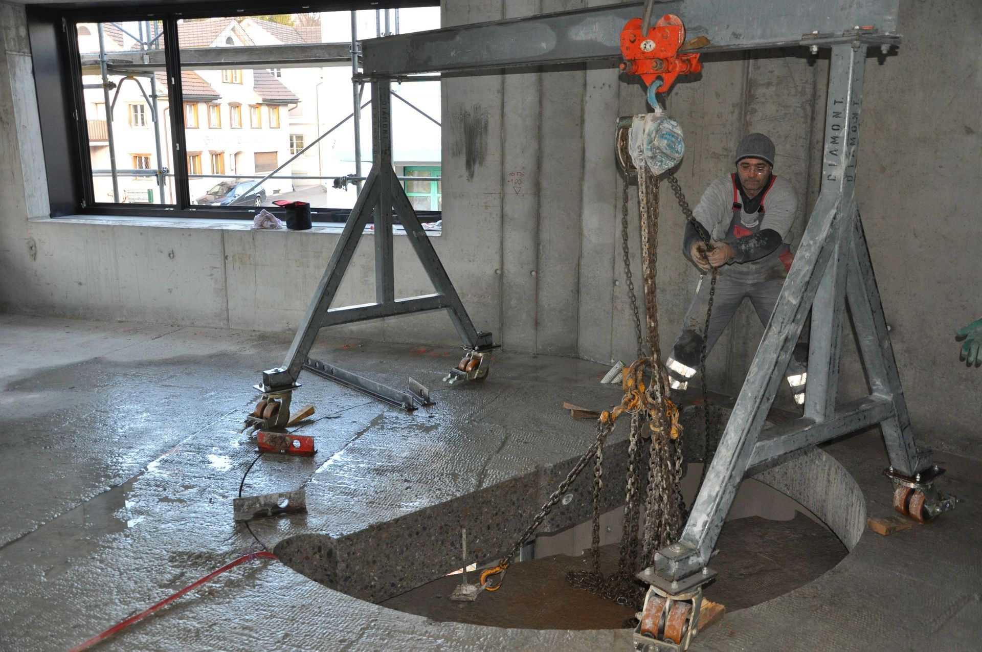 Betonbohren1 - DIAMONT Betonabbautechnik AG