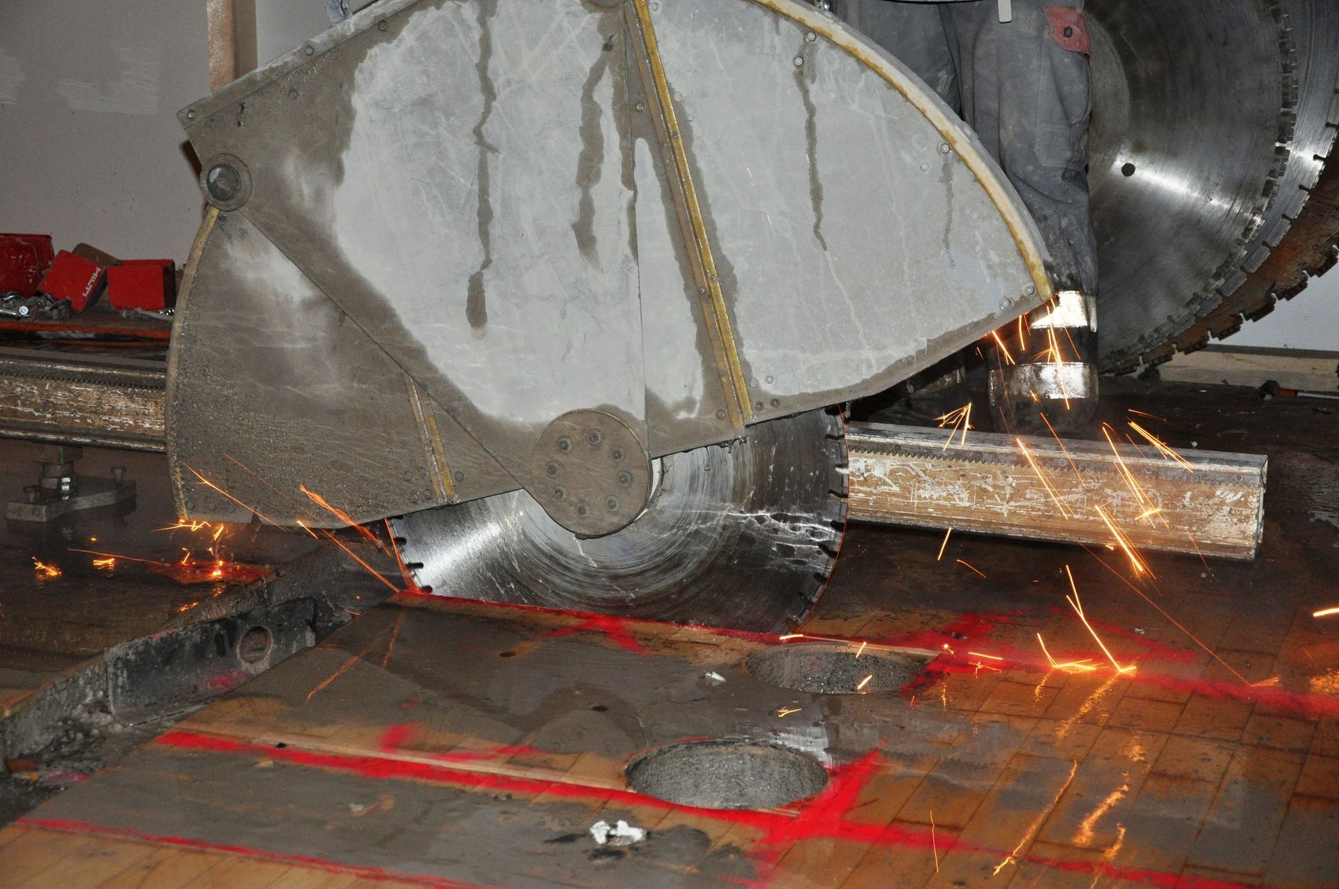 Betonbohren1 - DIAMONT Betonabbautechnik AG