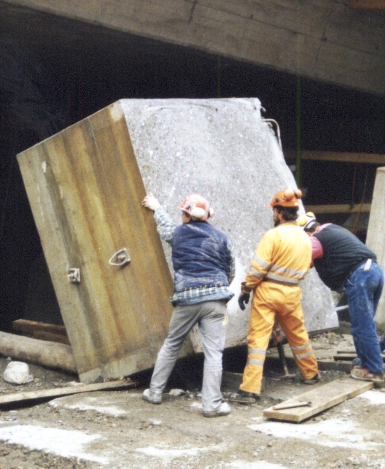 Betonbohren1 - DIAMONT Betonabbautechnik AG