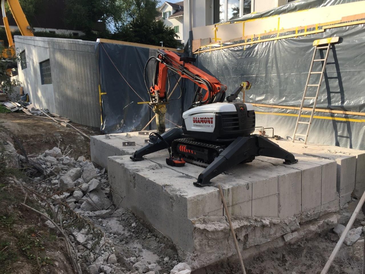 Betonbohren1 - DIAMONT Betonabbautechnik AG