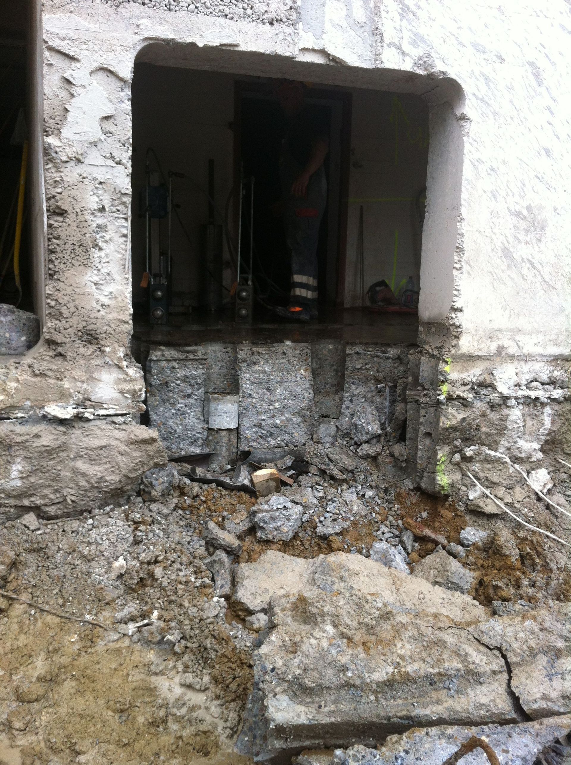 Betonbohren1 - DIAMONT Betonabbautechnik AG