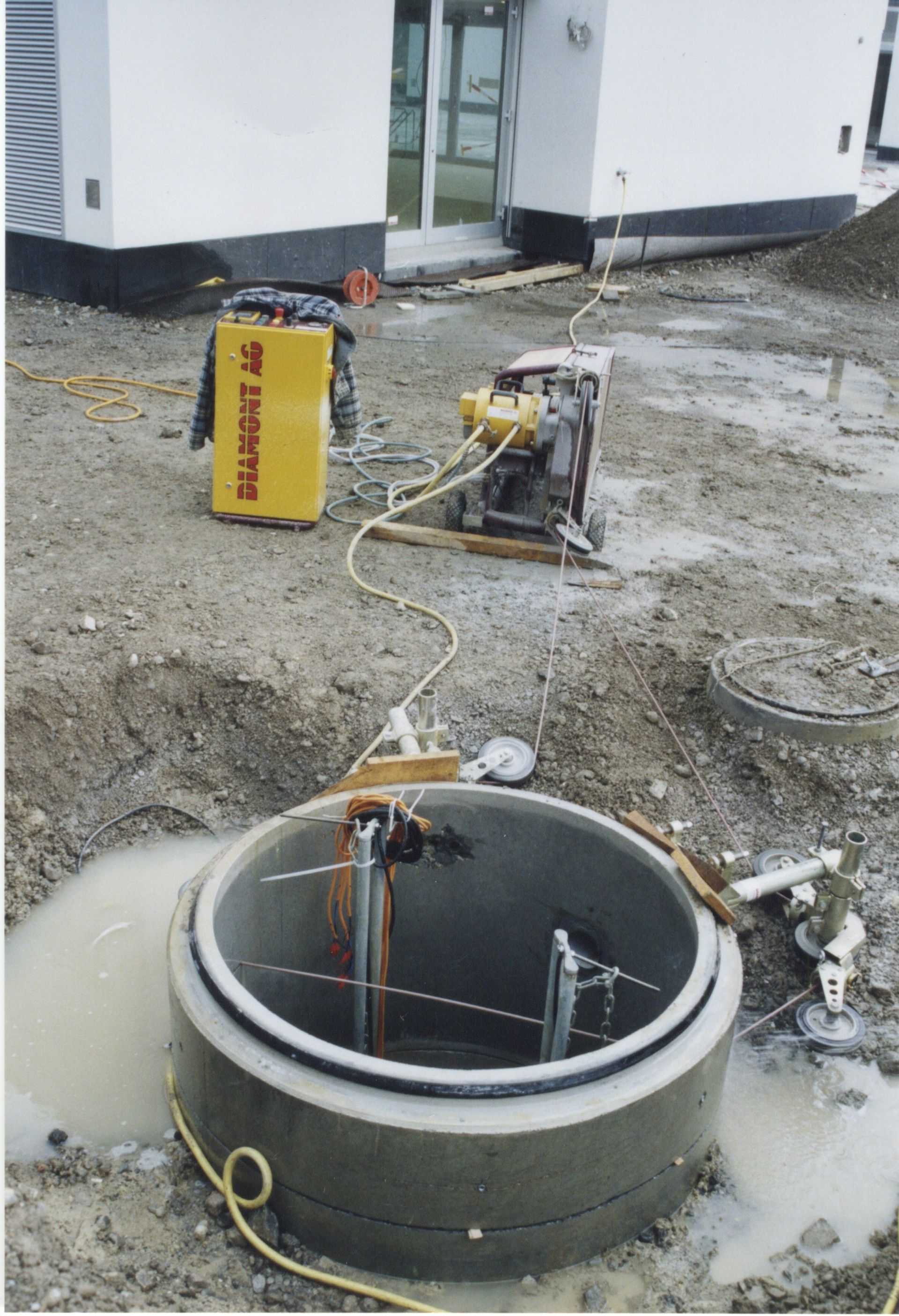 Betonbohren1 - DIAMONT Betonabbautechnik AG
