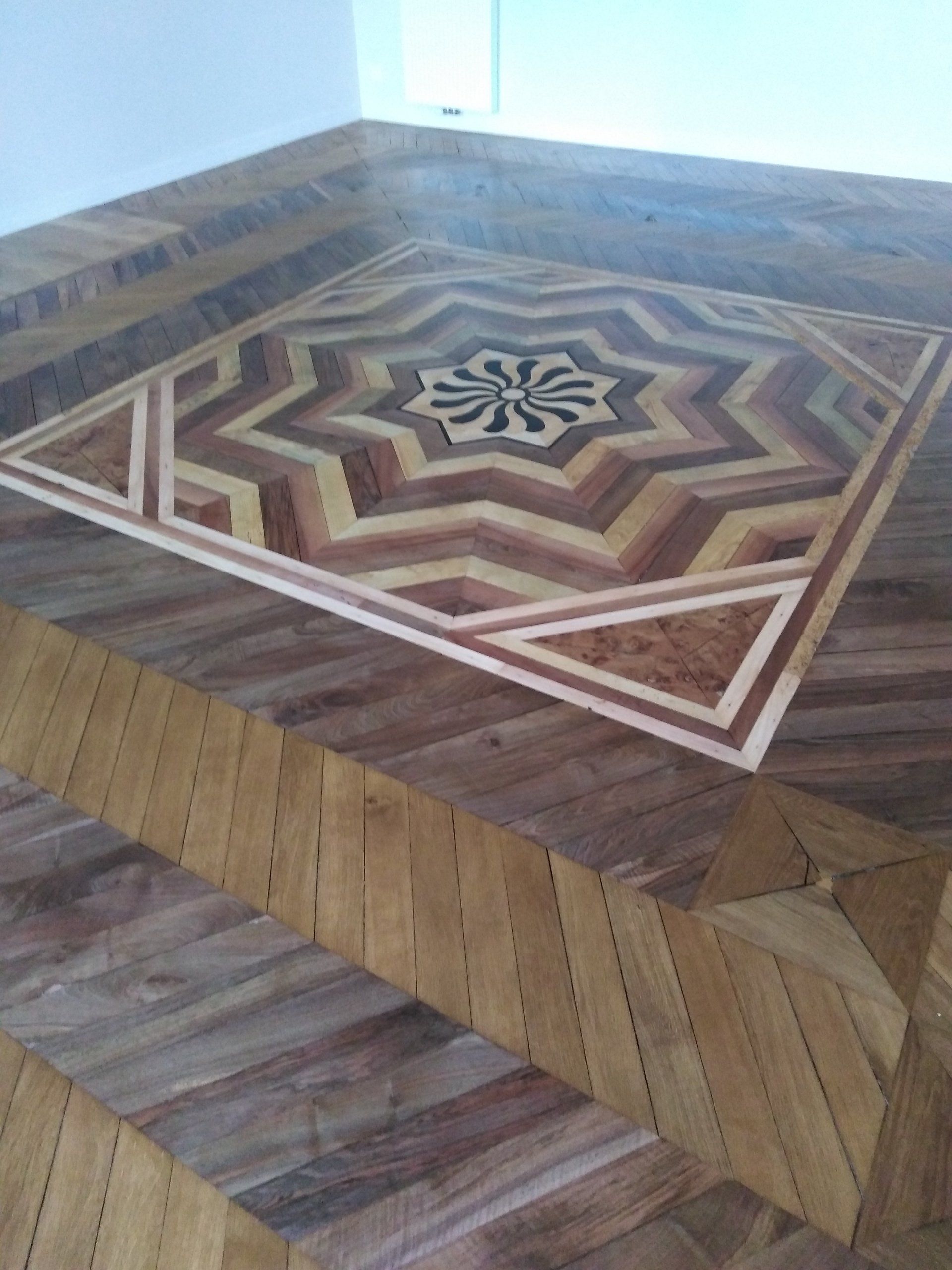 Parquet en bois décoré