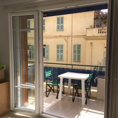 Portes fenêtres sur terrasse