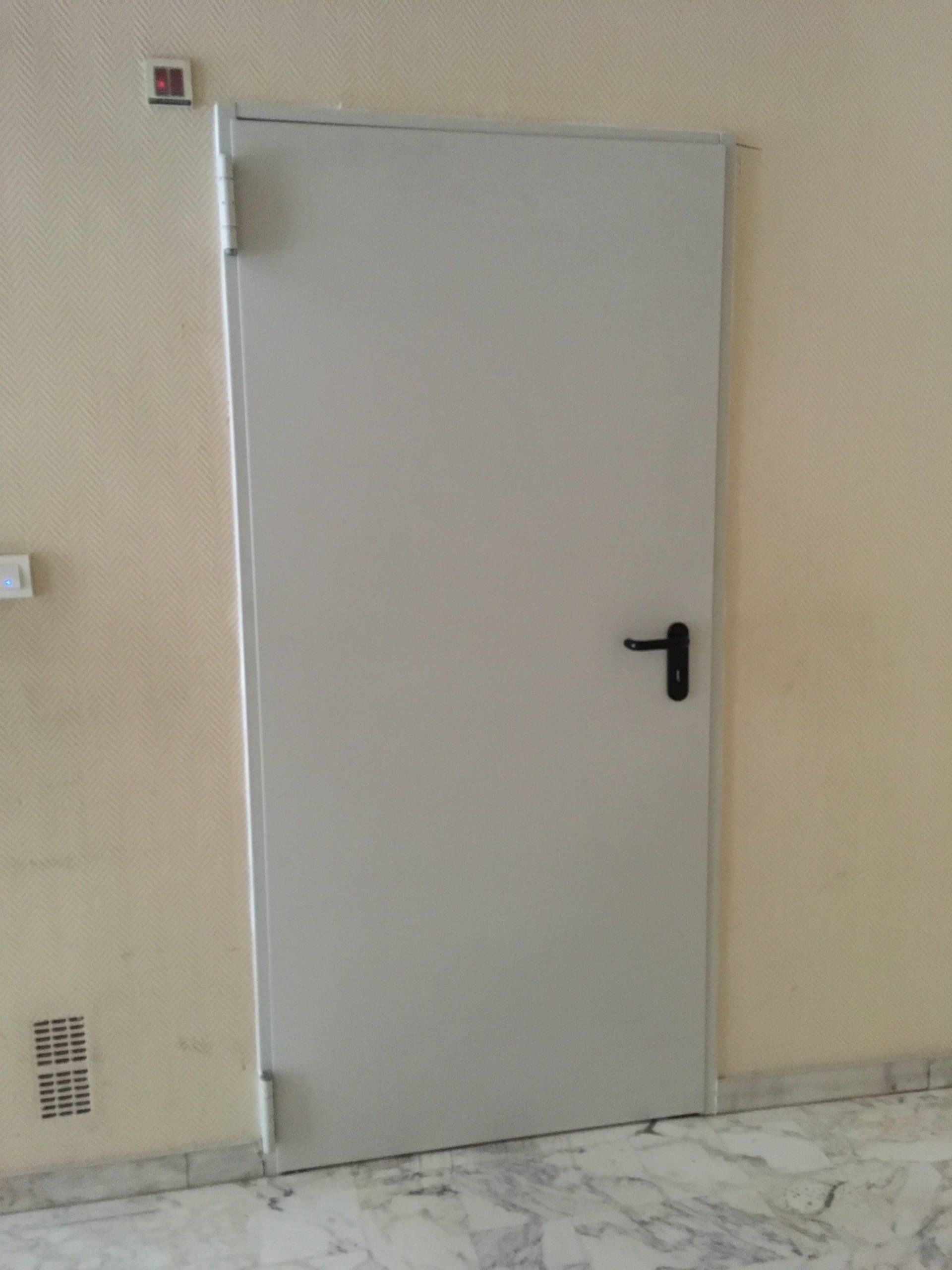 Porte de local a vélo