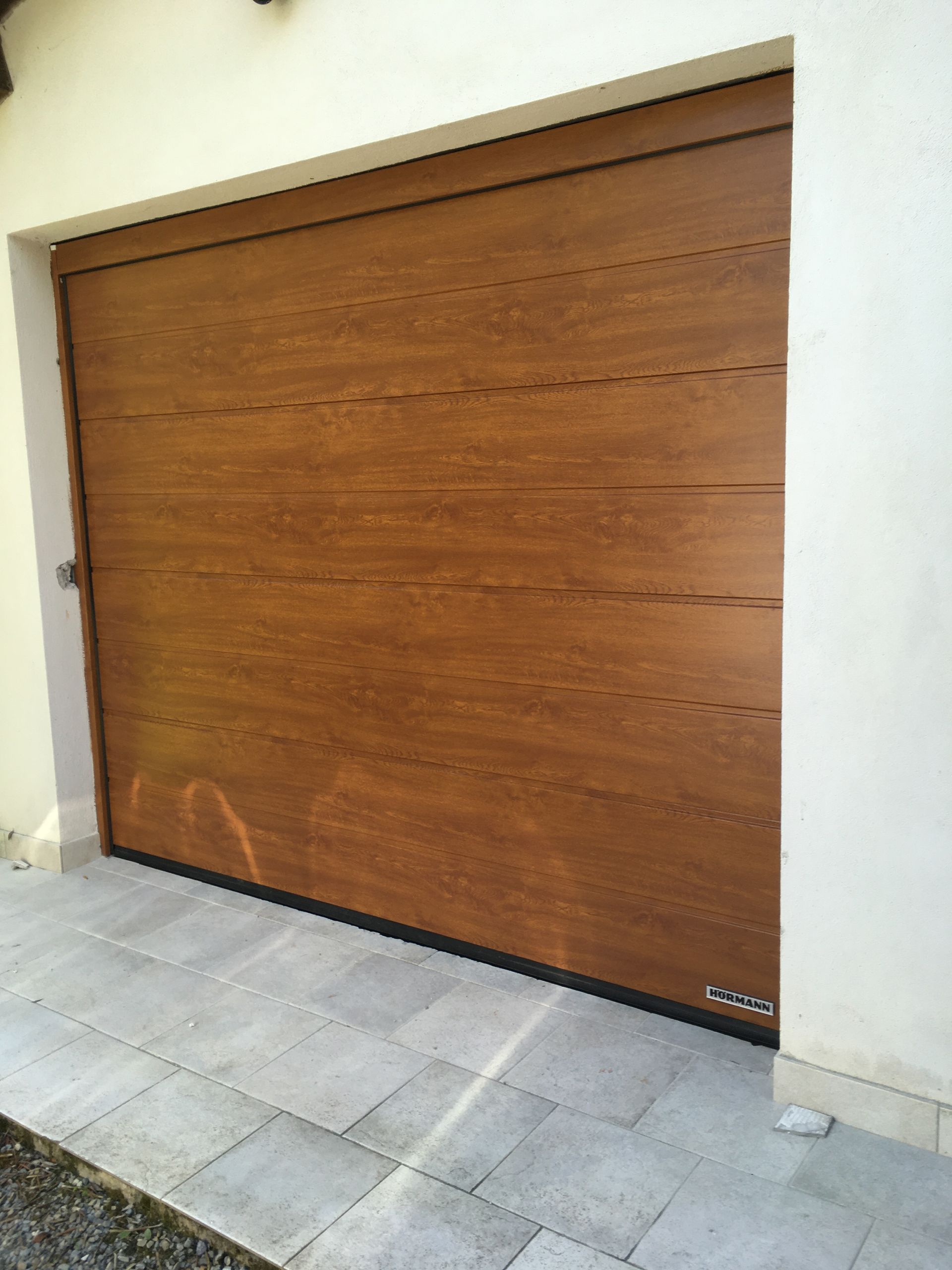 Porte de garage imitation bois