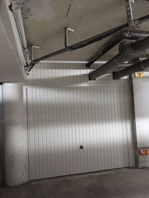 Porte de garage basculante