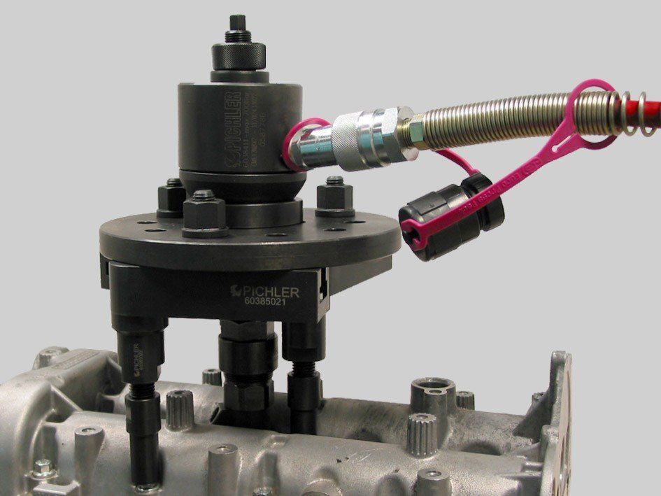 Vérin pour extraction d'injecteur