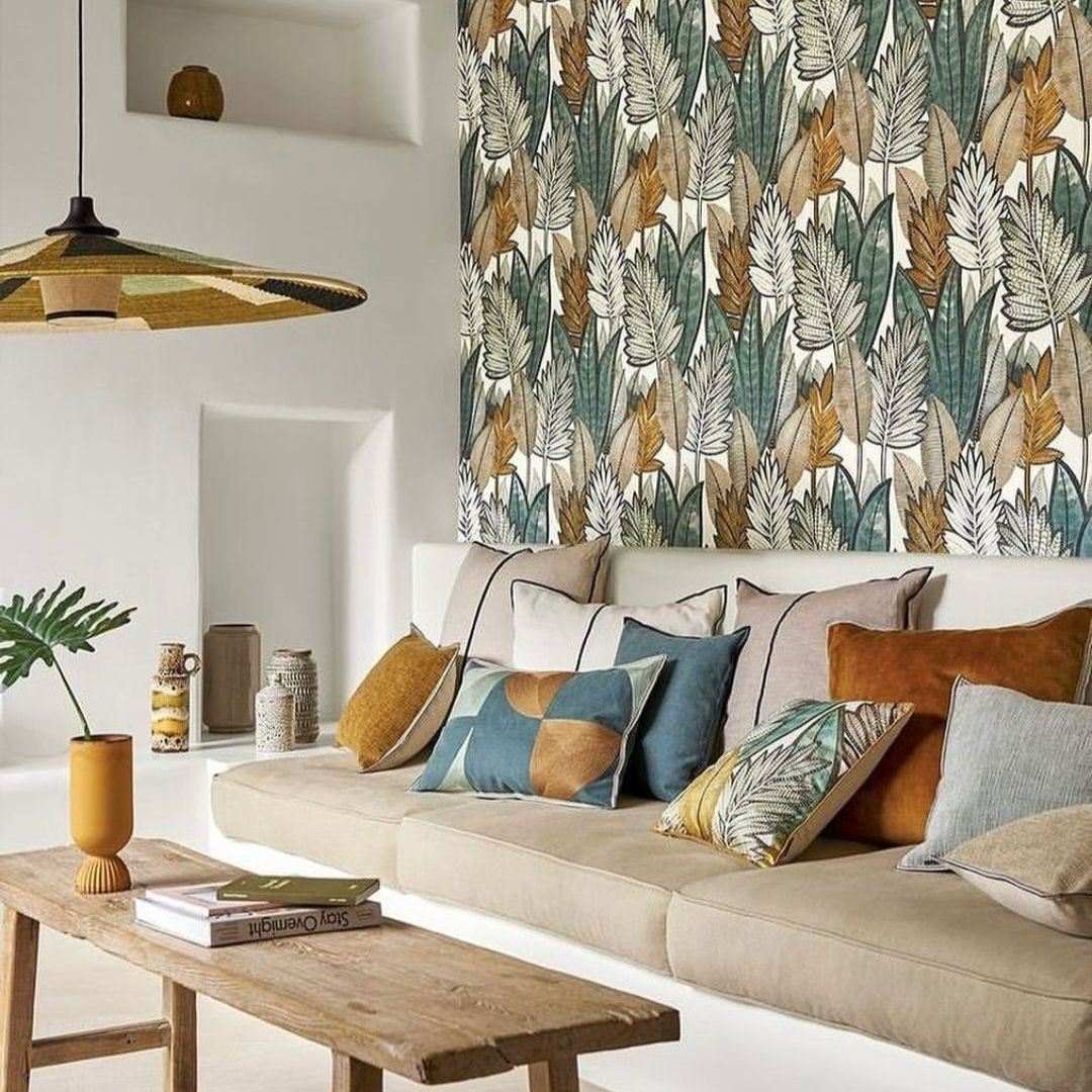 Canapé avec plusieurs coussins