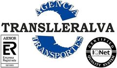 Logotipo de la agencia de transporte Translleralva con texto circular azul y sellos de certificaci&oacute;n de calidad.