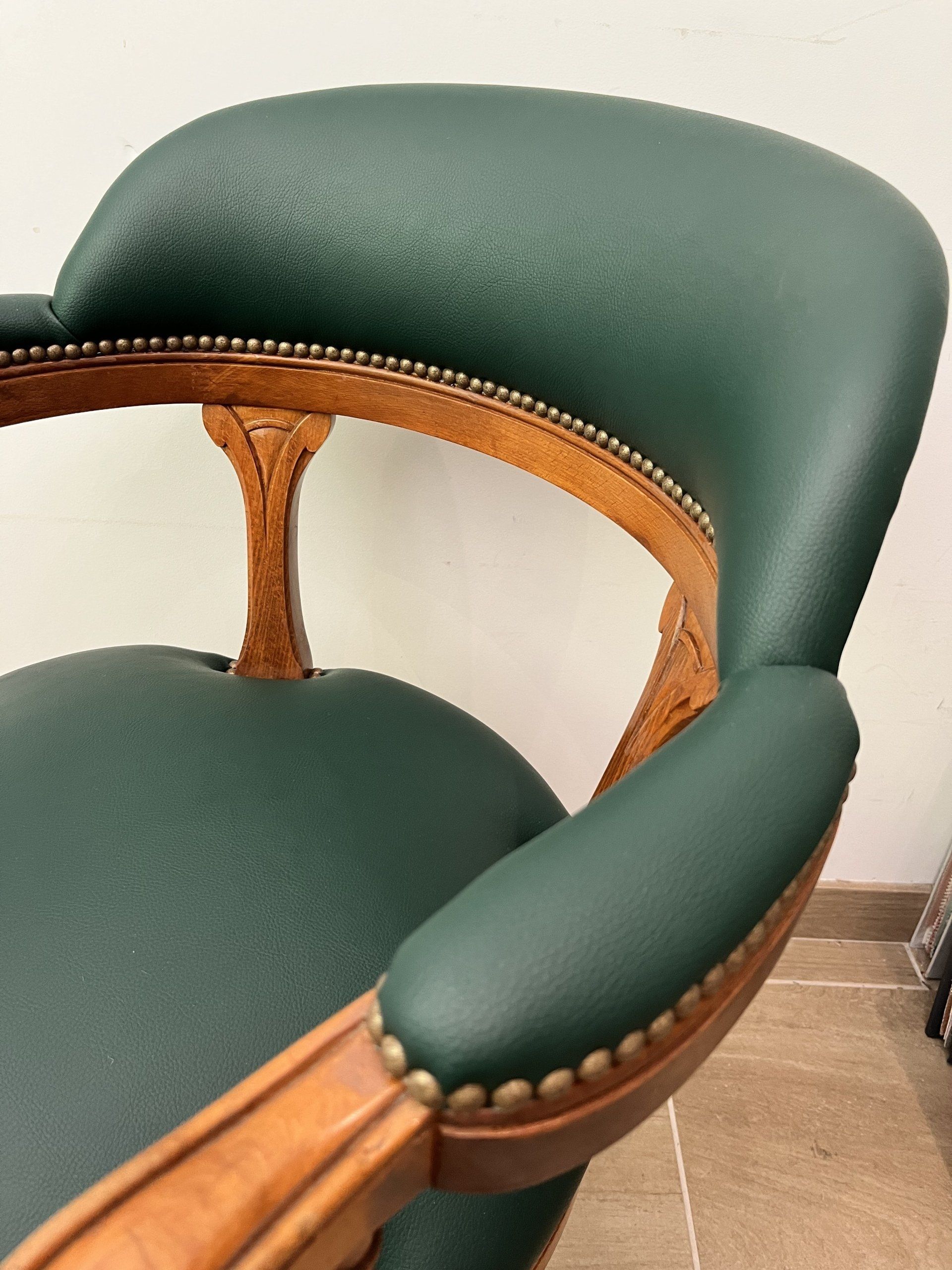 Fauteuil cuir vert