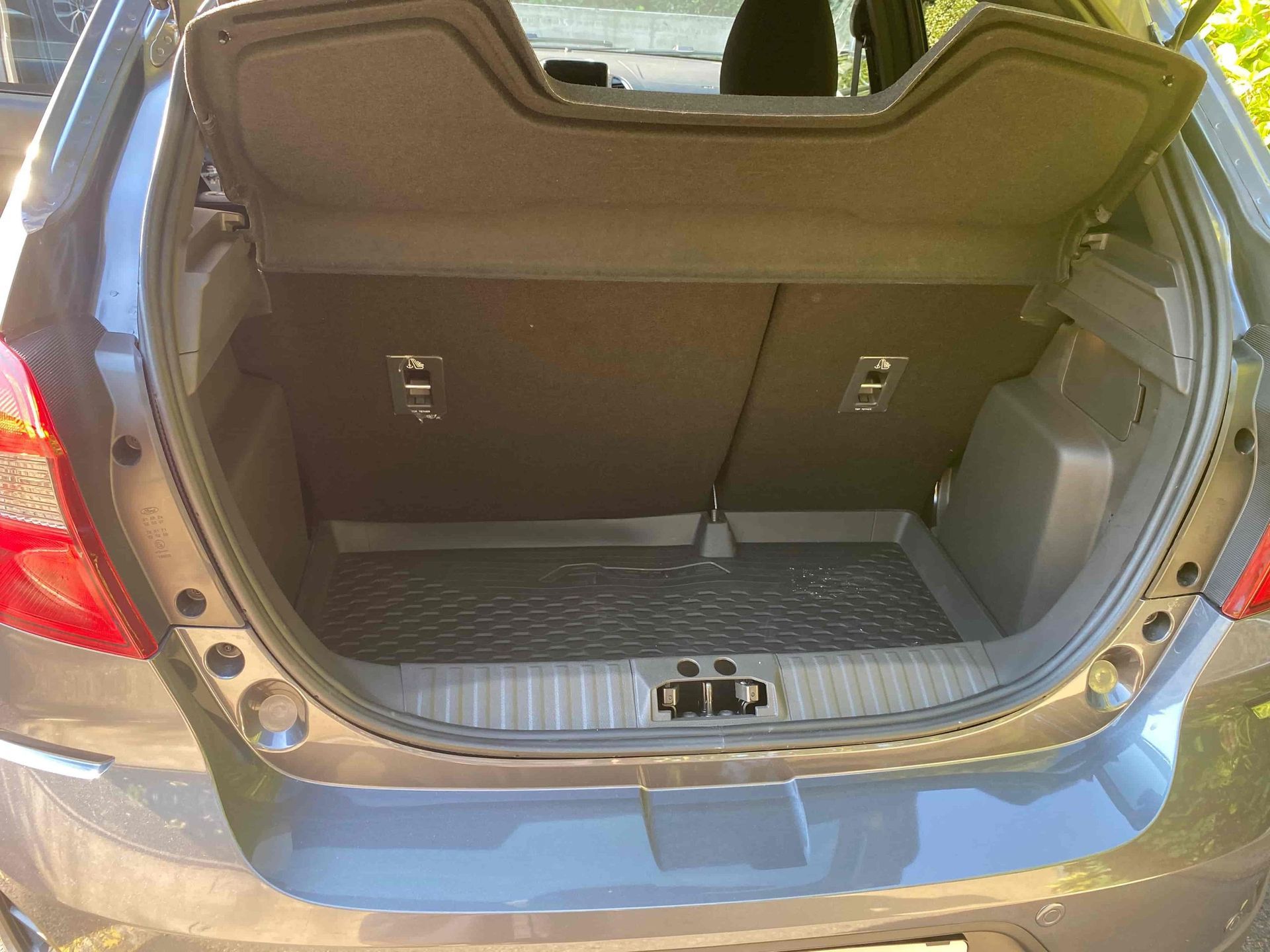 VLG LOCATION - Ford KA