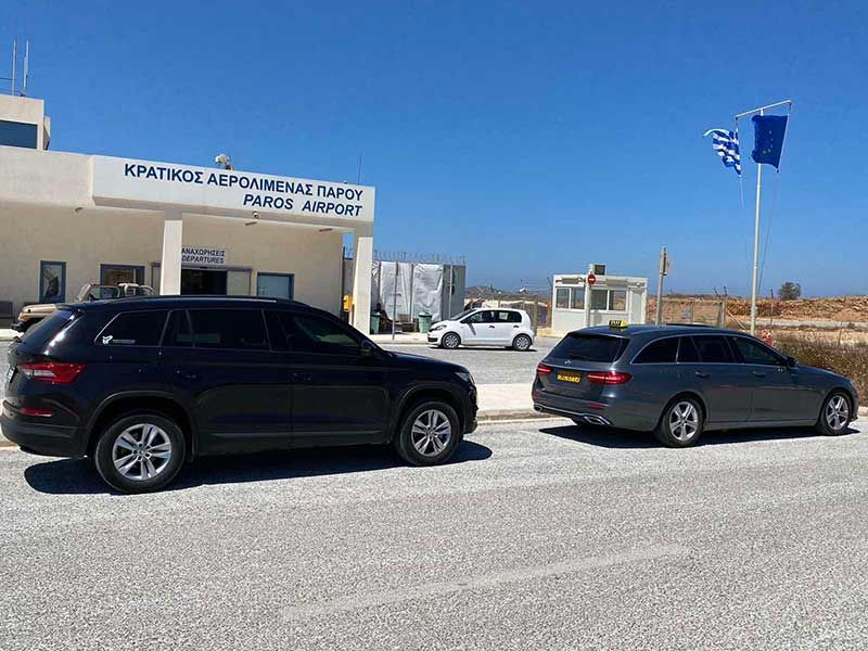 Paros Taxi & Mini Bus Petropoulos