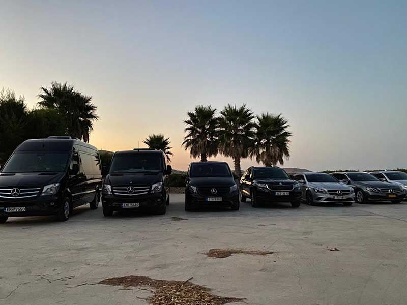 Paros Taxi & Mini Bus Petropoulos