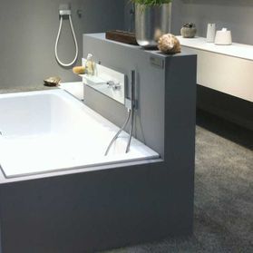 Sanitär in Essen - Badewanne grau