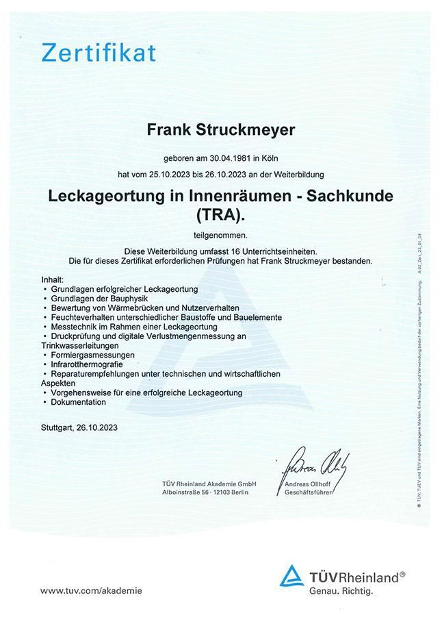 Ein Zertifikat wird von Frank Strikemeyer unterzeichnet