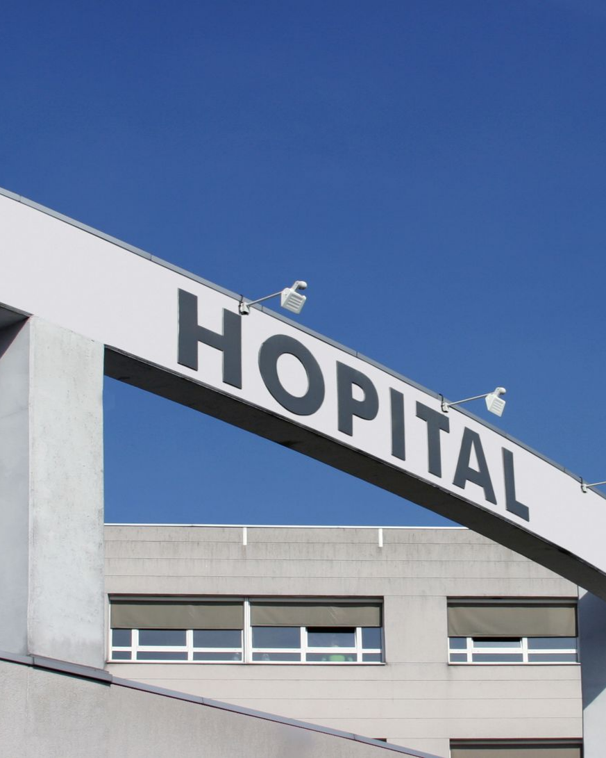 Devanture d'hôpital