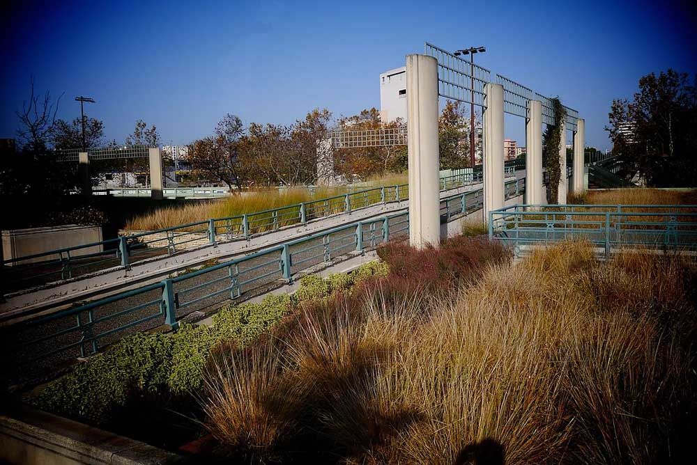 Espace naturel à la résidence Clairefontaine à Toulouse