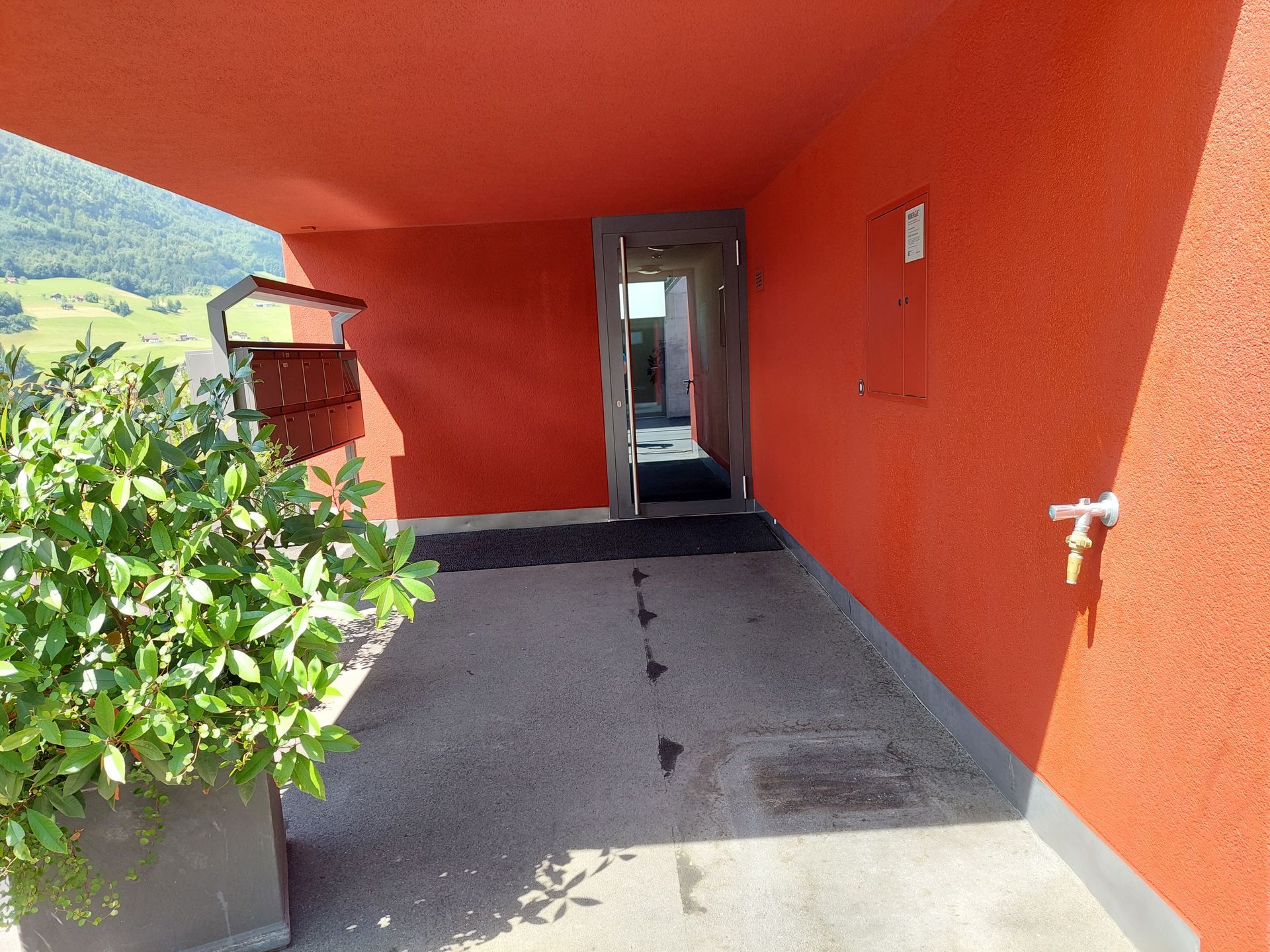 Farbenfroh, Sabrina Schmid