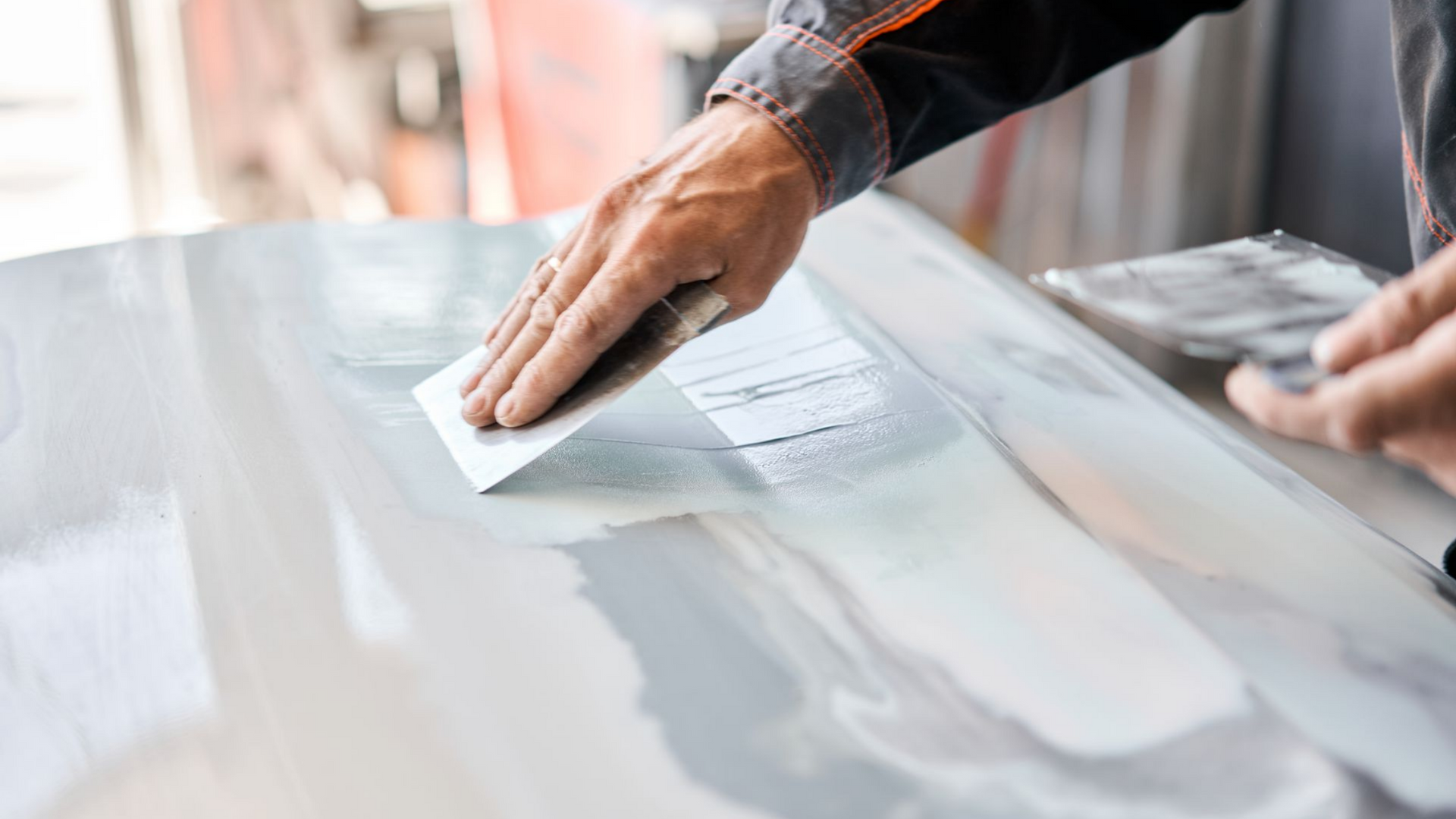 Application de mastic