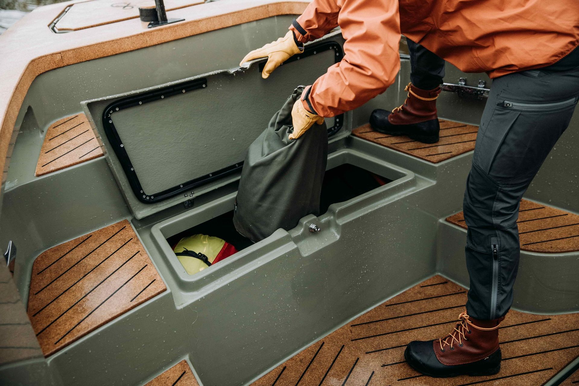 X Shore - EELEX 8000