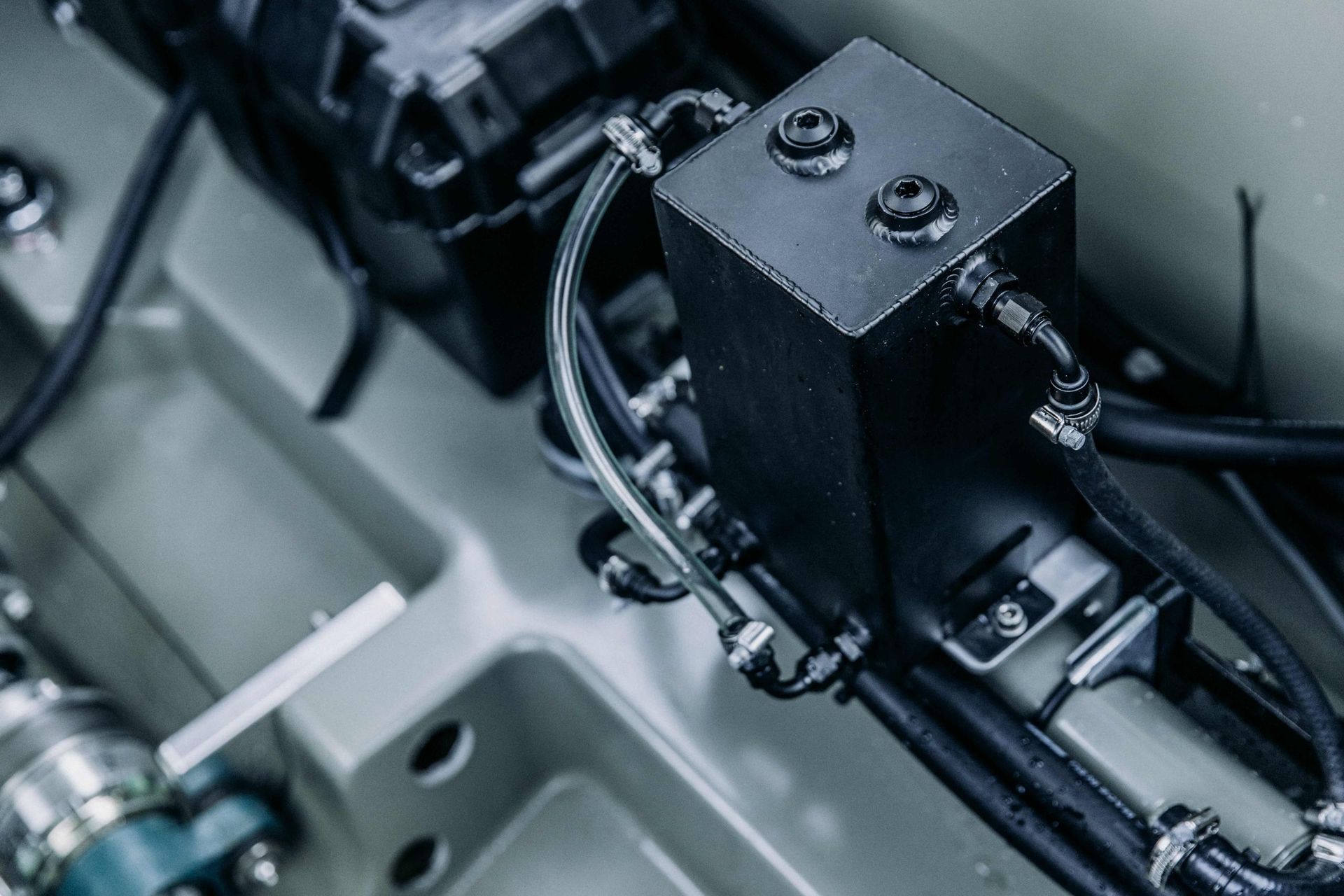 X Shore - EELEX 8000