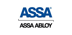 ASSA ABLOY-Logo: blauer „ASSA“-Text über einer schwarzen Linie mit „ASSA ABLOY“-Text darunter auf weißem Hintergrund.