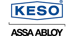 KESO-Logo darüber „ASSA ABLOY“ in Schwarz, mit einem blauen Sechseck um das Wort KESO.