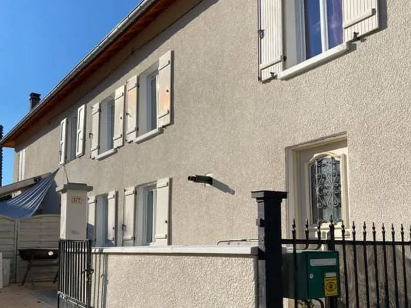 Crépi d'une maison fait