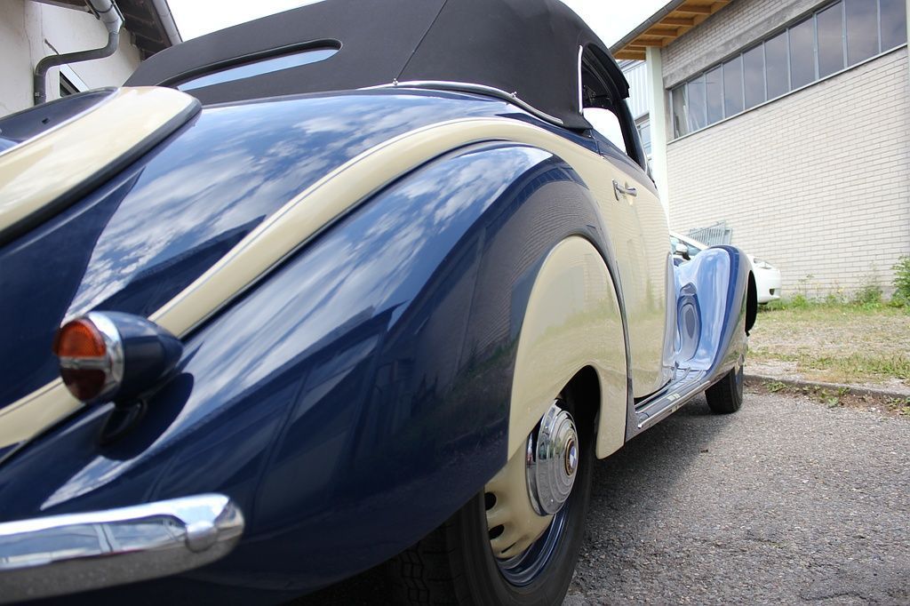 BMW 327 Autospritzwerk Auricchio - Dübendorf