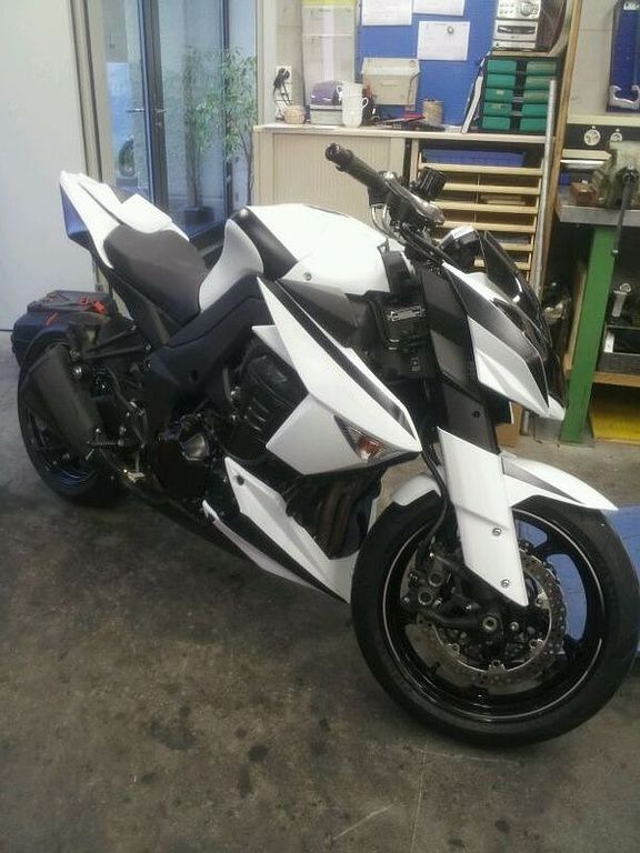 Autospritzwerk Auricchio - Dübendorf