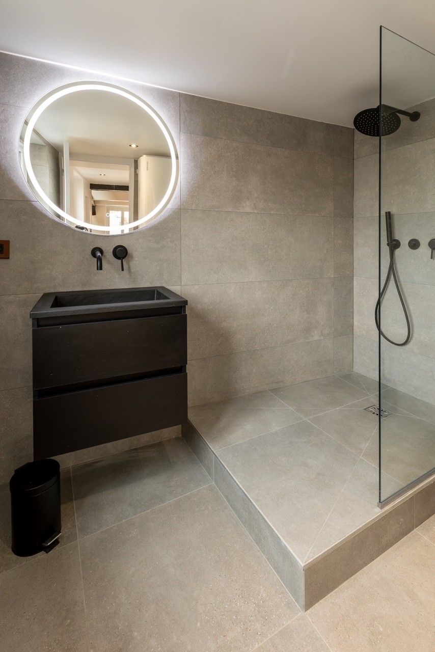 Salle de bain d'un appartement à Rouen 04