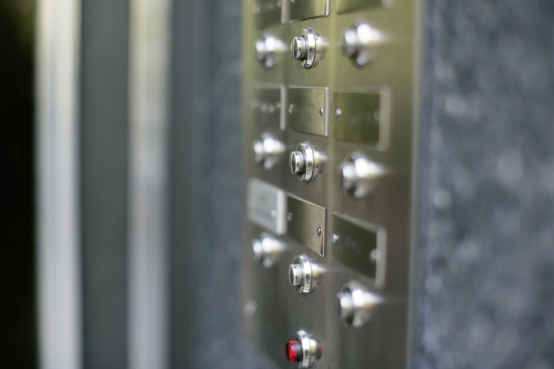 Sonnerie - Türkligel - Gravuren - Hausdienst Bregenzer AG - Zwillikon