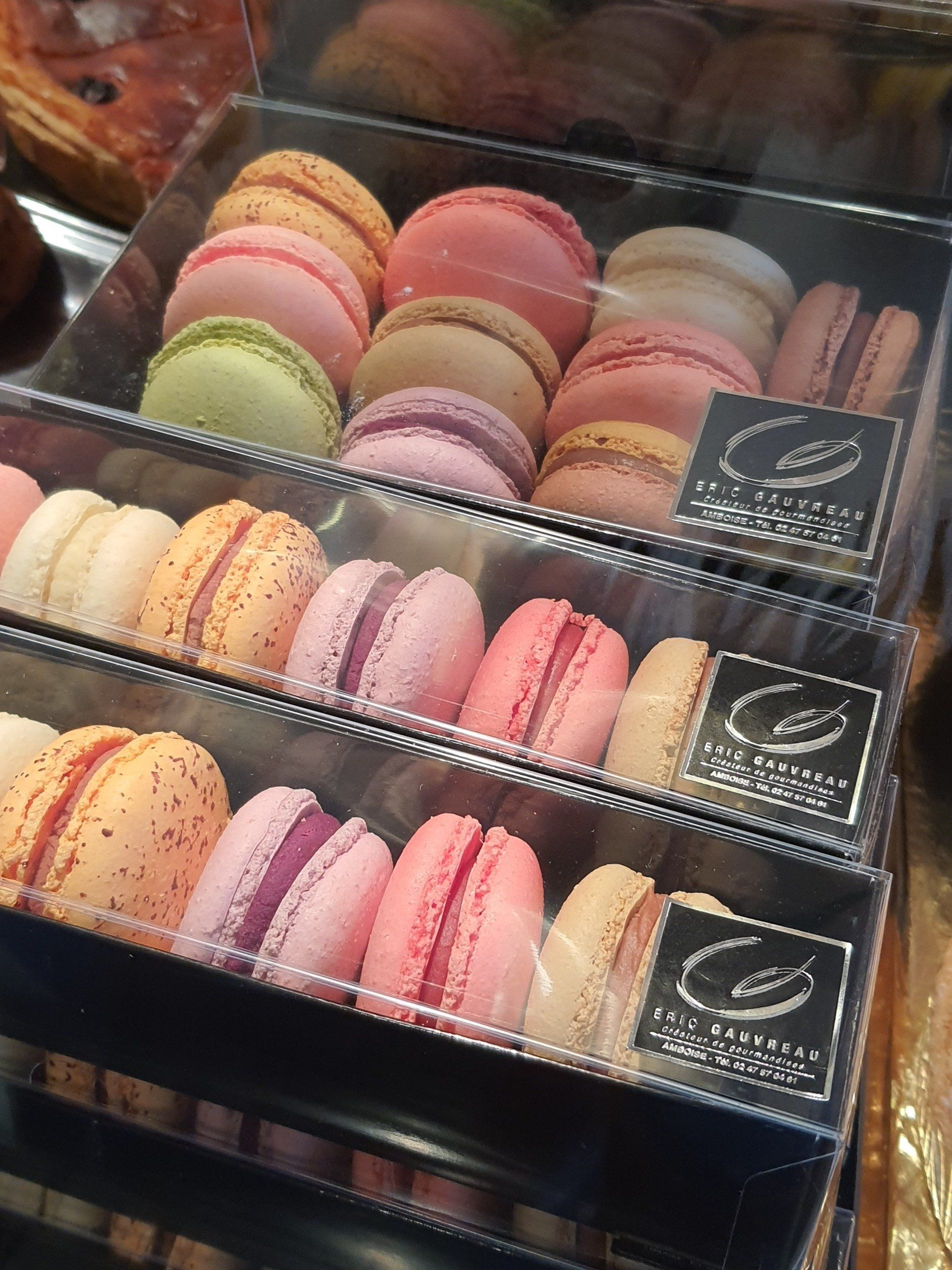 Macarons colorés