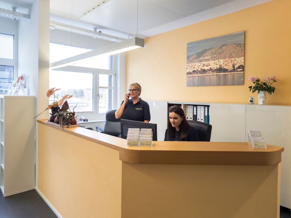 Empfangsbereich der Praxis Physiotherapie Obstgarten