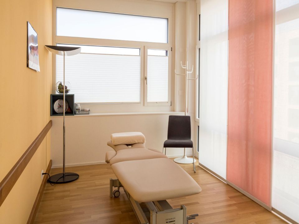 Behandlungszimmer der Praxis Physiotherapie Obstgarten